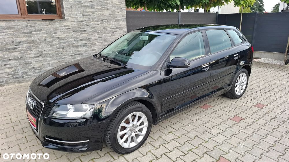 Audi A3 Sportback 1.6 Ambiente - 8