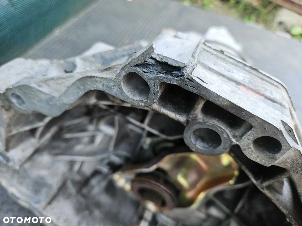 Skrzynia 5 Biegow FJP Lozysko Benzyna 2.0 ALT Audi A4 B6 VW - 9