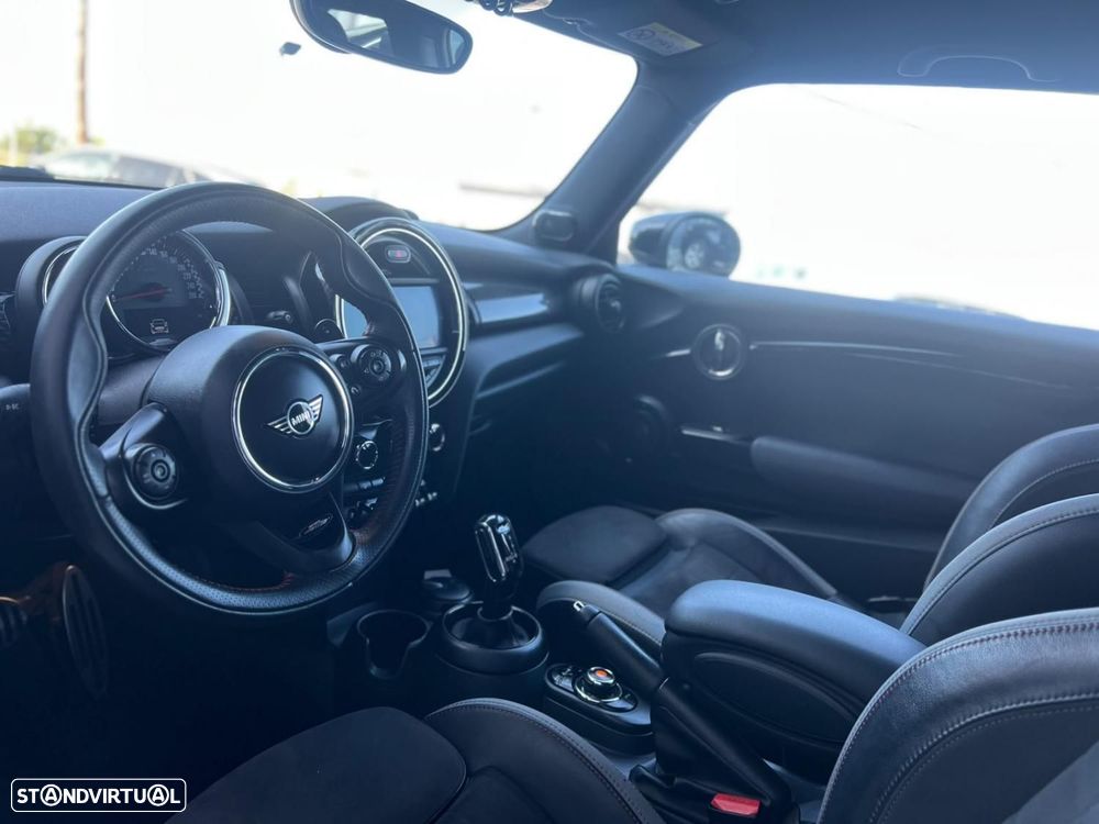 MINI 3 Portas John Cooper Works Auto Desportiva - 6