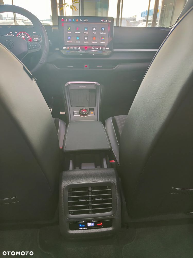 Volkswagen T-Roc 1.5 eTSI R-Line DSG - 7