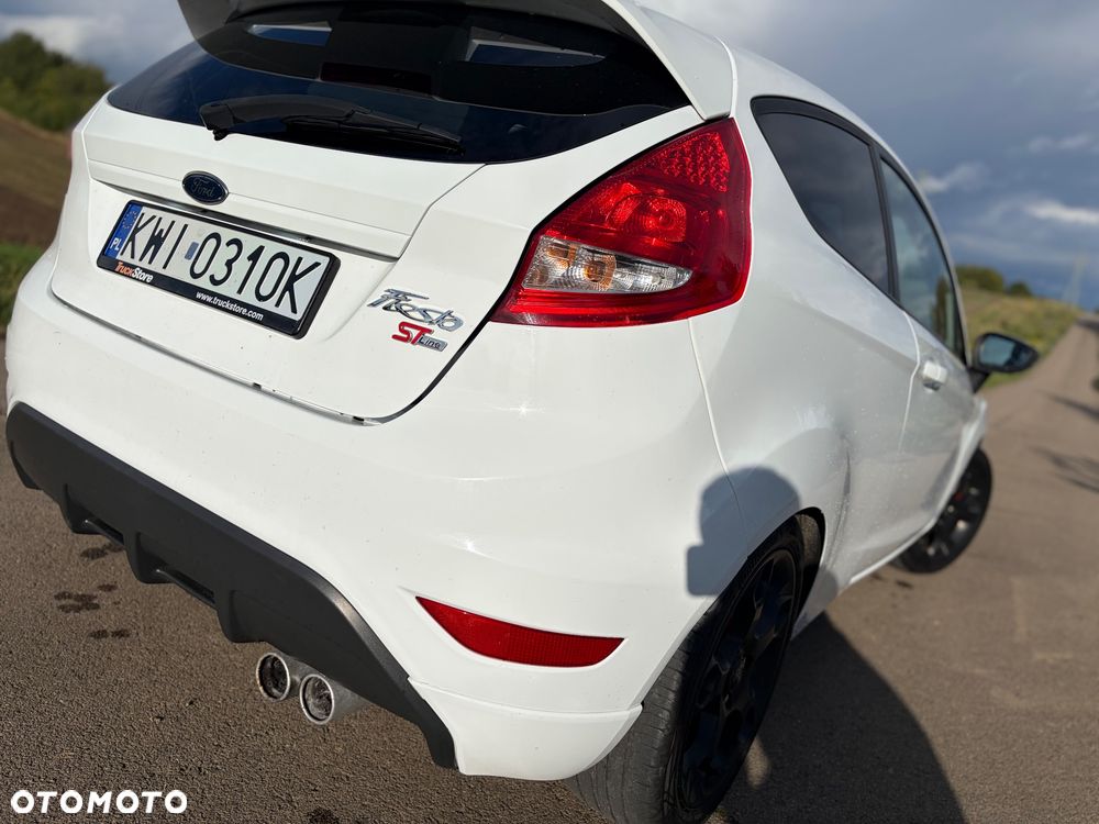 Ford Fiesta - 10