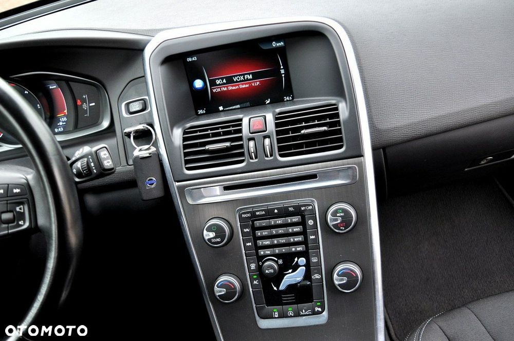 Volvo XC 60 D3 Momentum - 19