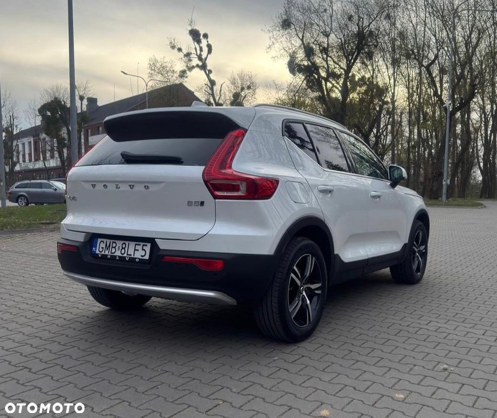 Volvo XC 40 B5 B AWD Geartronic Inscription - 5