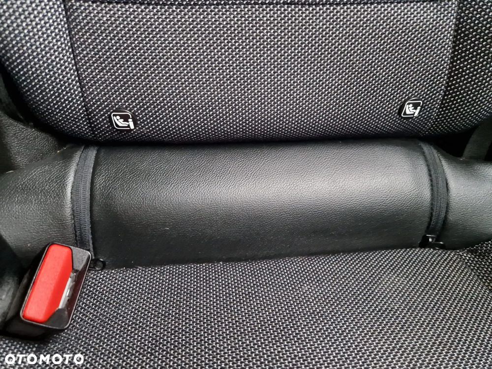 Renault Captur - 31