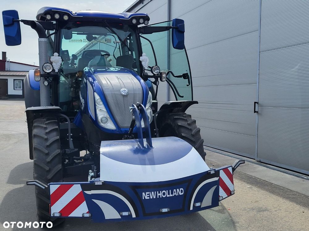 New Holland t5 140 Dynamic command - 3