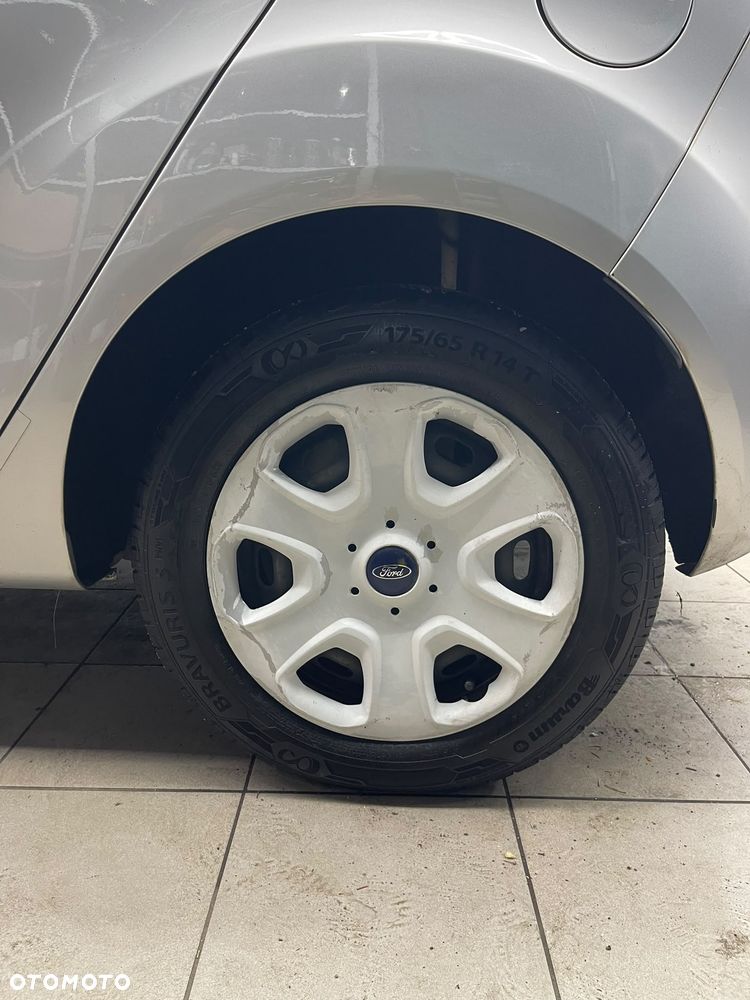 Ford Fiesta 1.25 Viva - 32