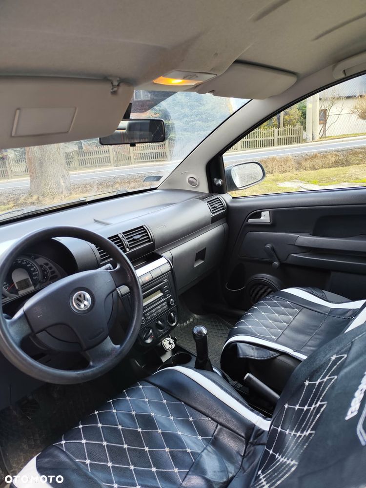 Volkswagen Fox - 7