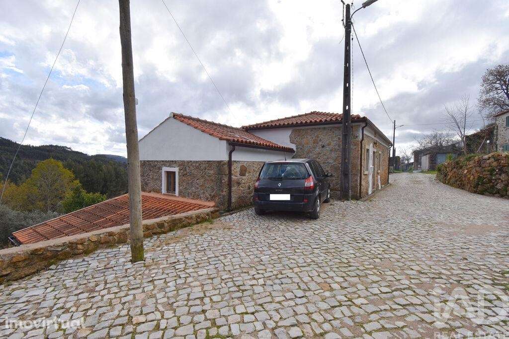 Casa tradicional T3 em Espinhal de 213,00 m2 - Grande imagem: 3/30