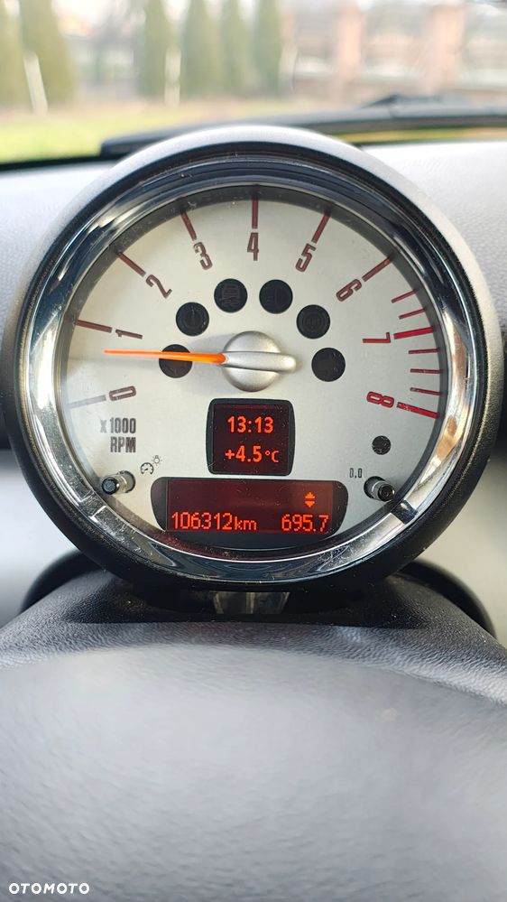 MINI ONE Standard - 8