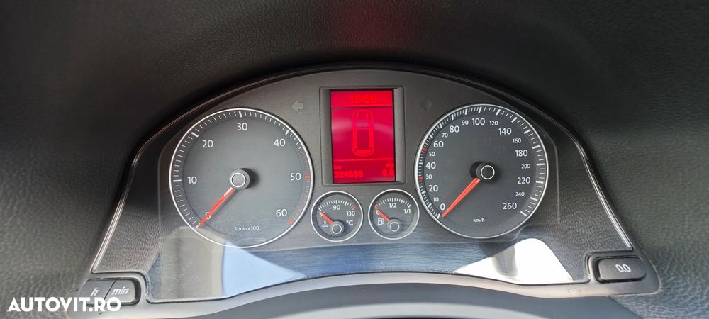 Volkswagen Golf 2.0 TDI United - 5