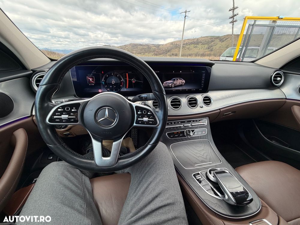 Mercedes-Benz E - 20