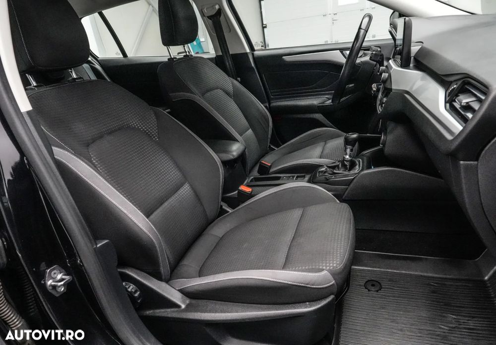 Ford Focus 1.0 EcoBoost MHEV Titanium - 14