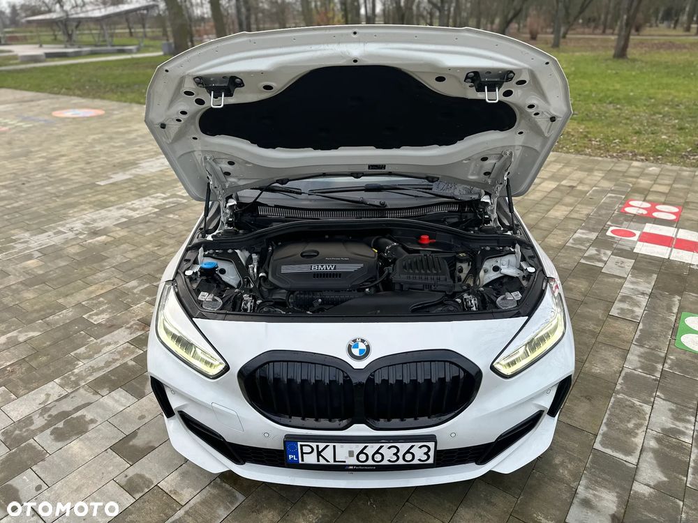 BMW Seria 1 118i M Sport - 9