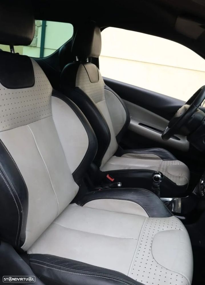 Citroën DS3 1.6 e-HDi So Chic - 7