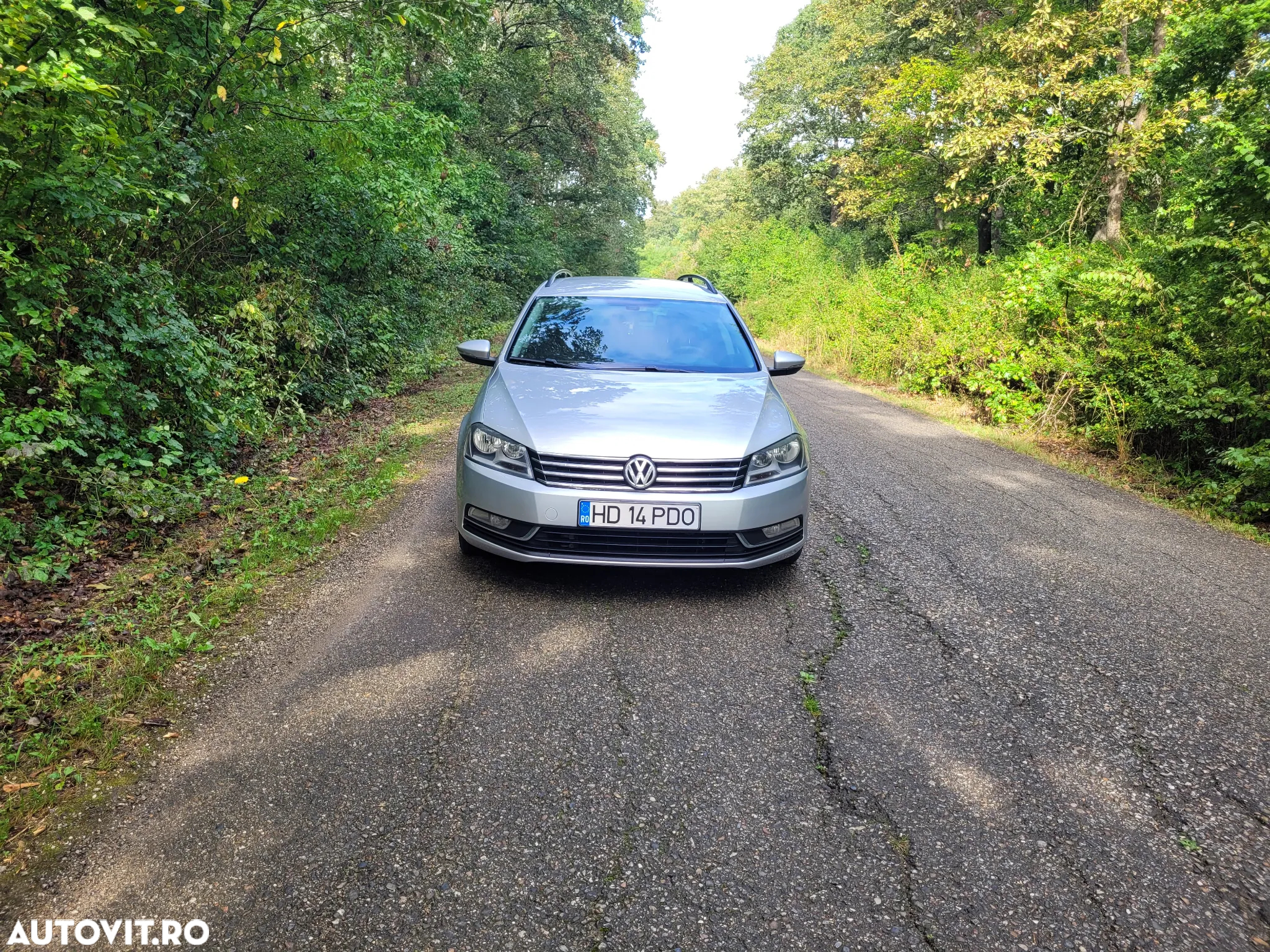 Volkswagen Passat - 2