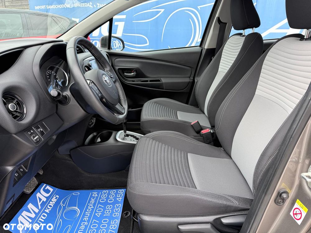 Toyota Yaris Hybrid 100 Active EU6 - 21