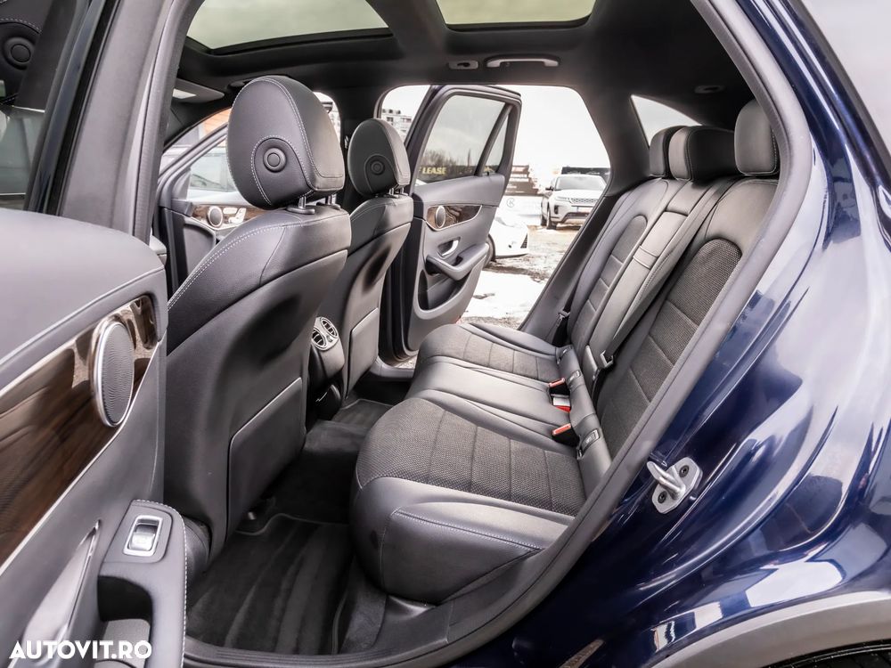 Mercedes-Benz GLC 300 e 4MATIC - 16