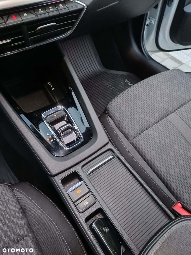 Skoda Octavia 2.0 TDI SCR Ambition DSG - 16