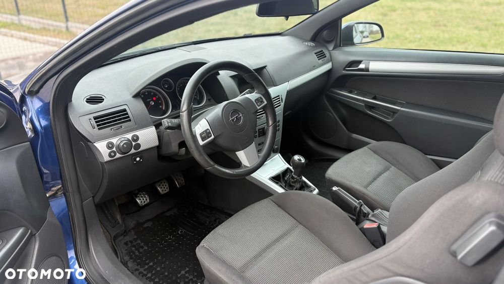 Opel Astra 2.0 Turbo Sport - 10