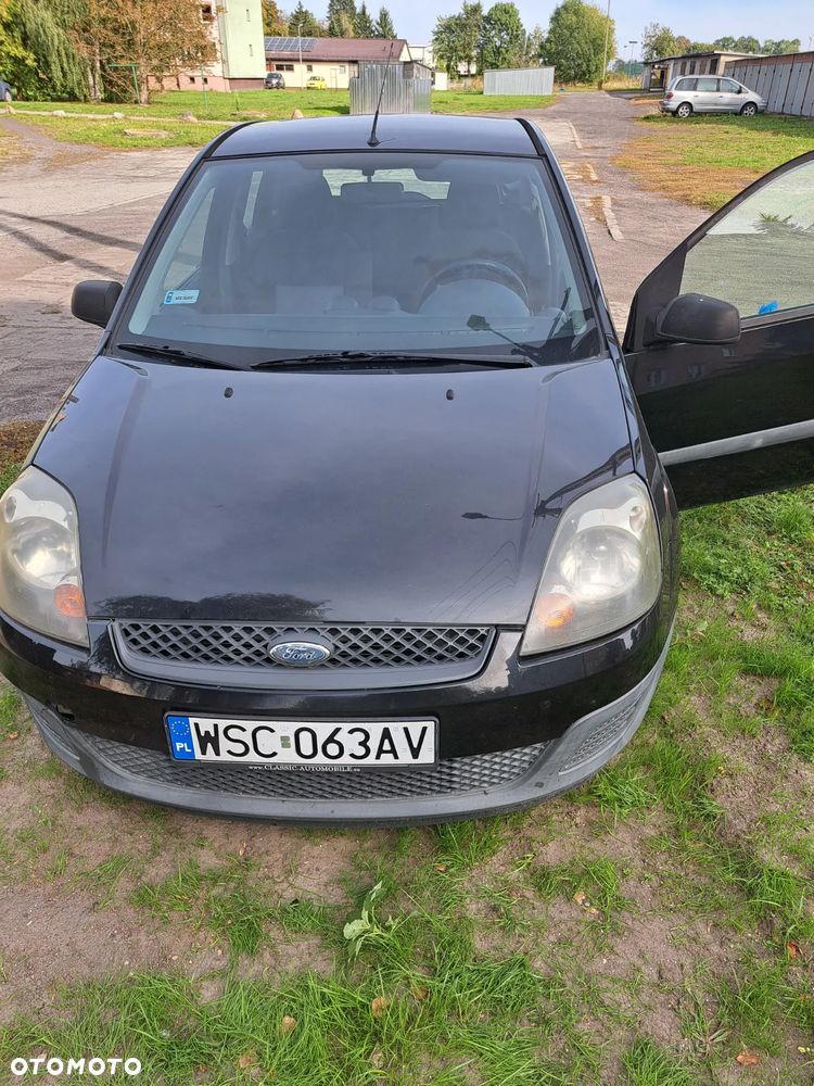 Ford Fiesta 1.3 Ambiente - 13