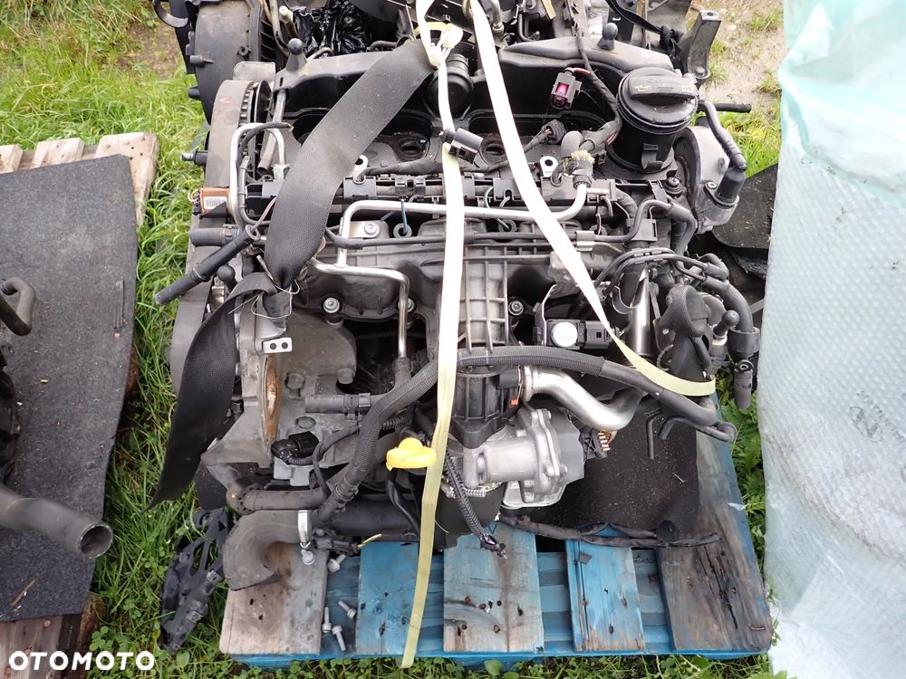 VOLKSWAGEN SKODA AUDI 1.6 TDI CAYX SILNIK SŁUPEK - 1