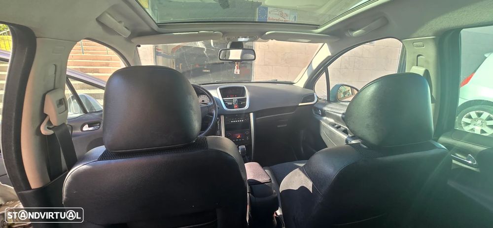 Peugeot 207 SW 1.6 HDi Outdoor - 15