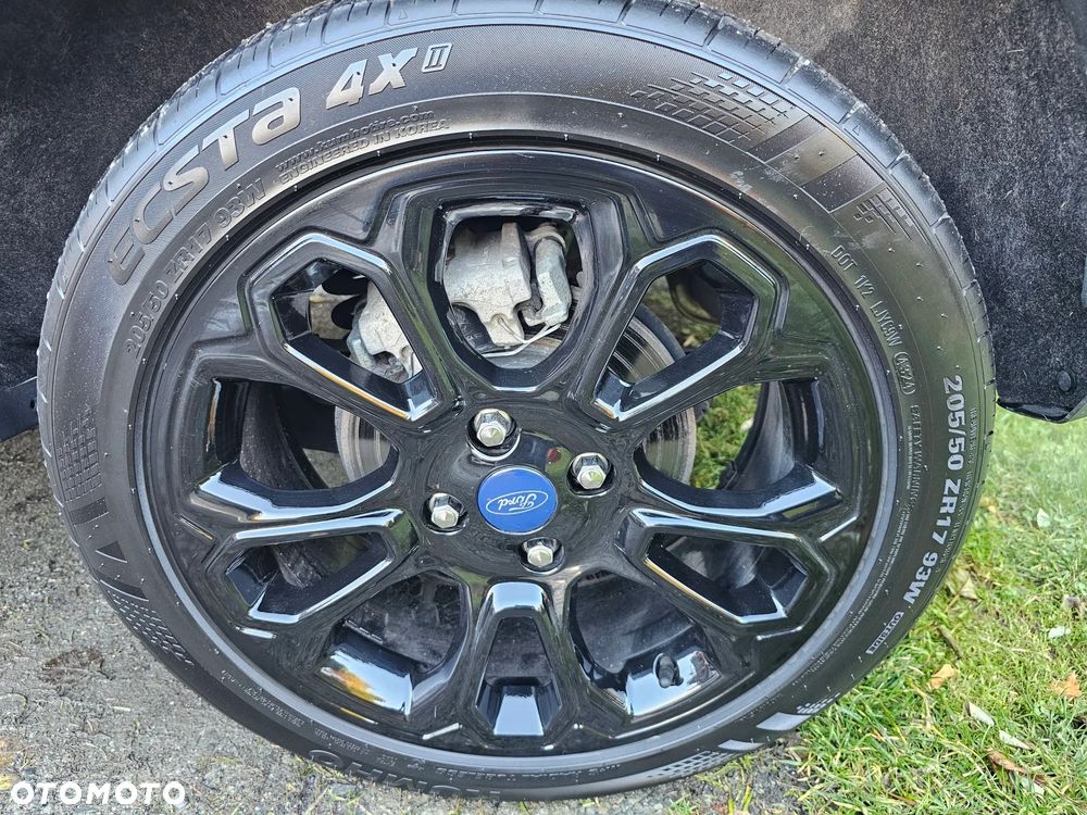 Ford EcoSport - 33