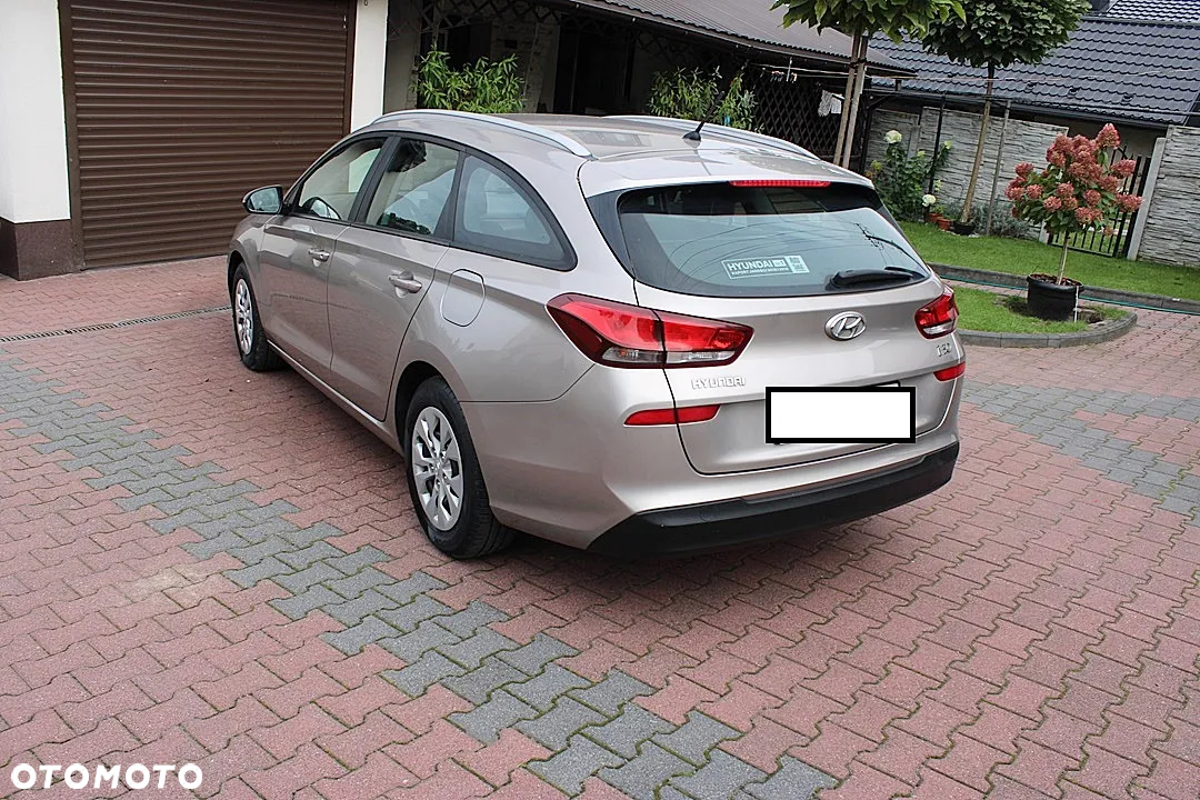 Hyundai i30 1.4 Premiere Comfort - 7