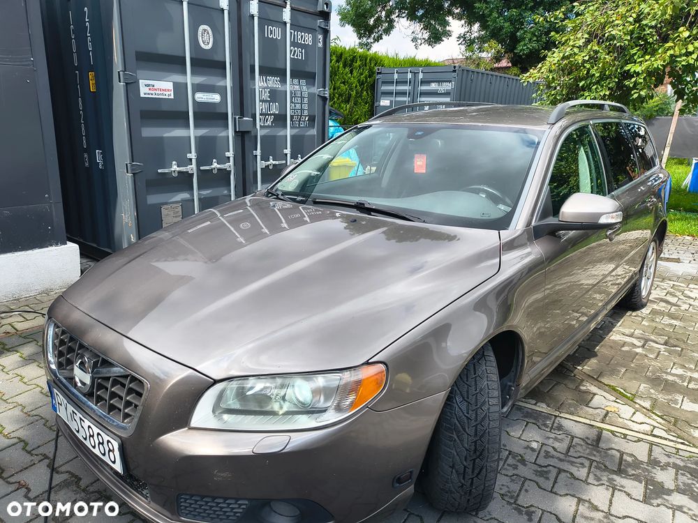 Volvo V70 2.5T Momentum - 13