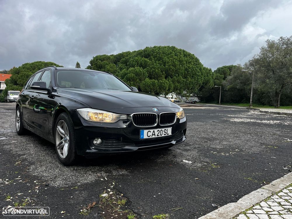 BMW 320 d Navigation Auto - 2