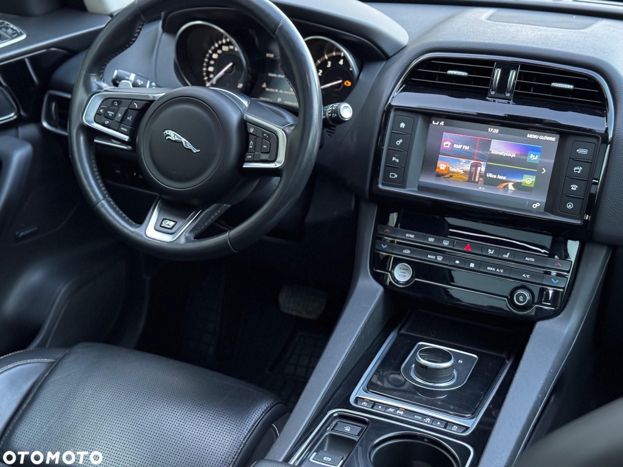 Jaguar F-Pace 3.0 V6 AWD R-Sport - 15