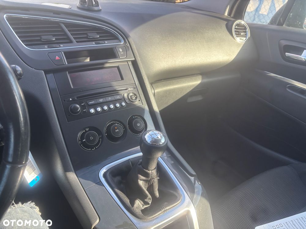 Peugeot 5008 120 VTi Tendance - 25