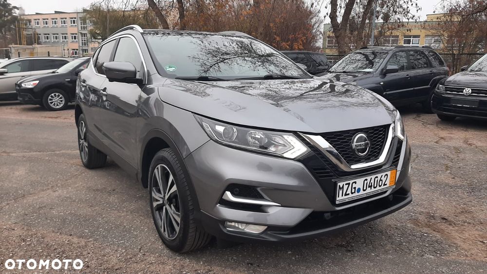 Nissan Qashqai 1.3 DIG-T TEKNA - 2