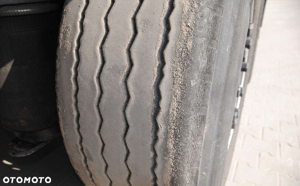 Schmitz Cargobull SCS kurtyna, podnoszona oś - 21