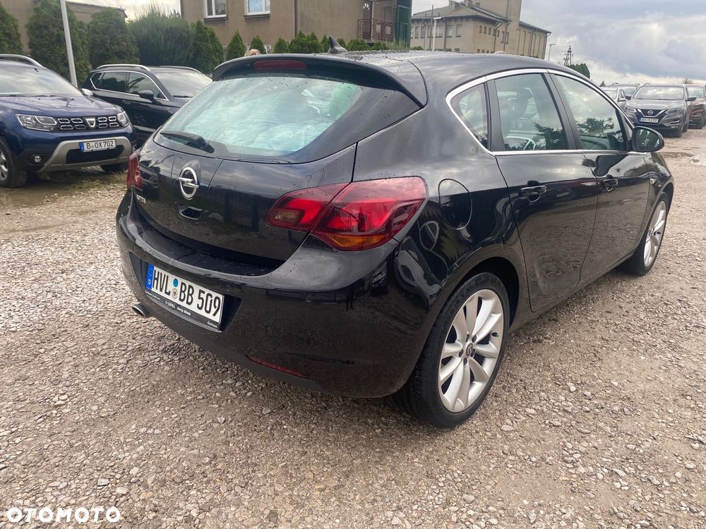 Opel Astra 1.4 Turbo Cosmo - 6
