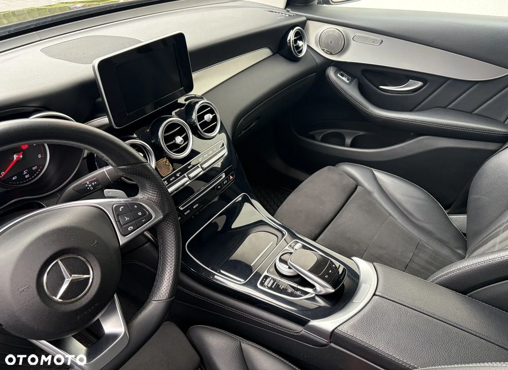 Mercedes-Benz GLC - 7