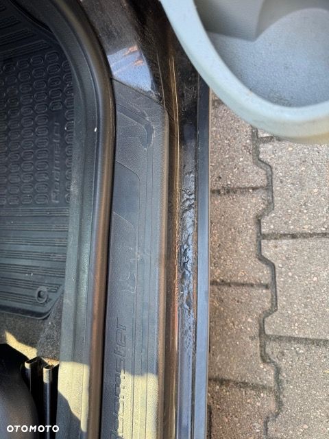Skoda Roomster 1.6 16V Scout - 9