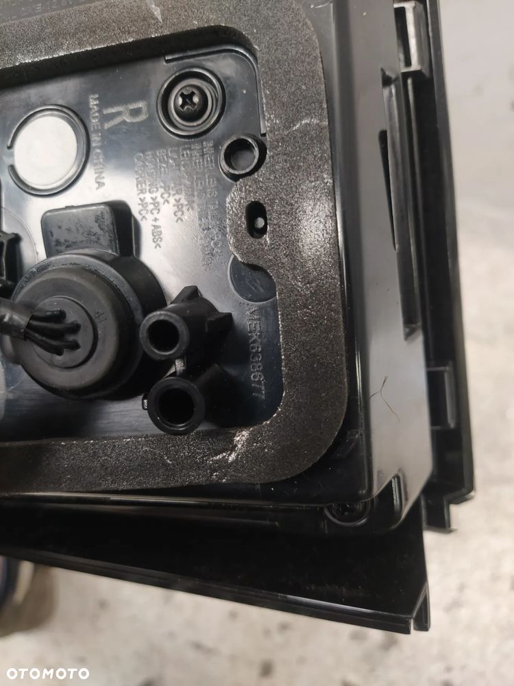 LAND ROVER DISCOVERY SPORT L550 LIFT LAMPA PRAWA TYŁ TYLNA ORYGINAŁ - 8