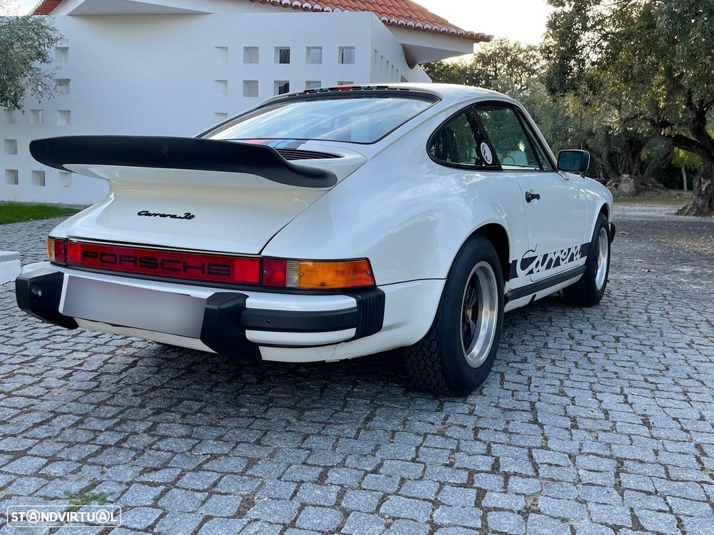 Porsche 911 Série G - 6