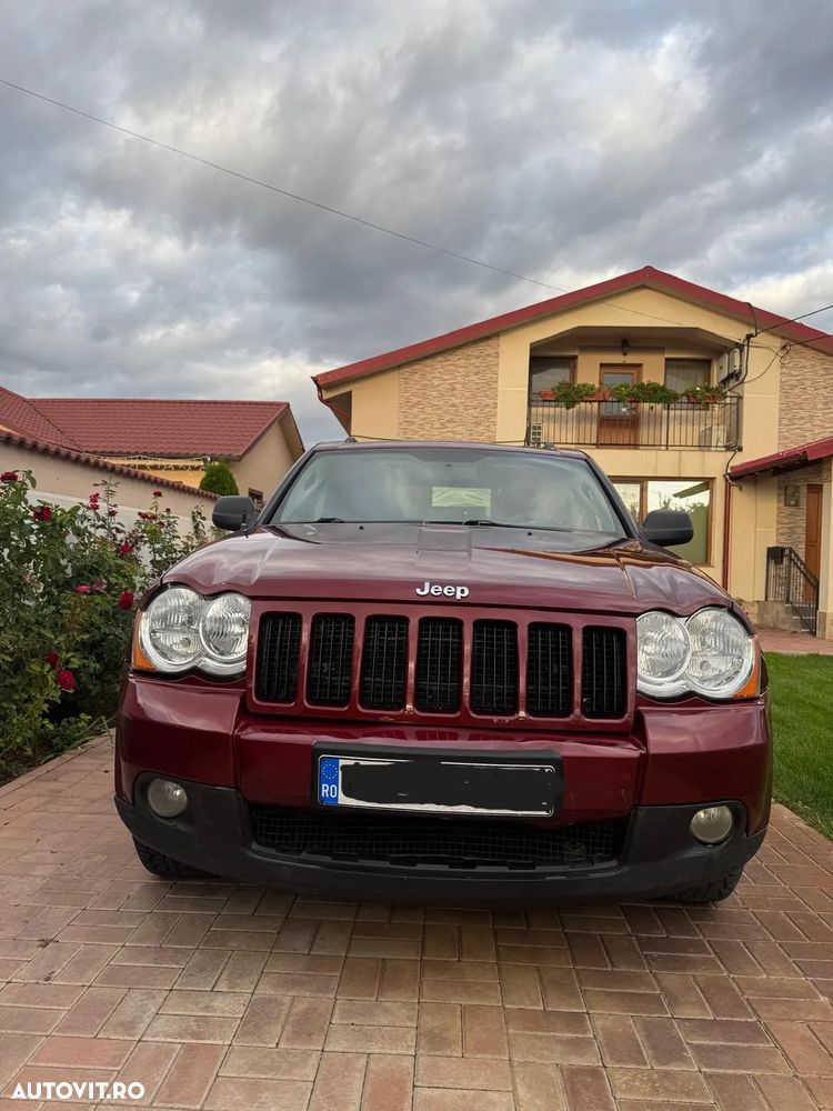 Jeep Grand Cherokee - 1
