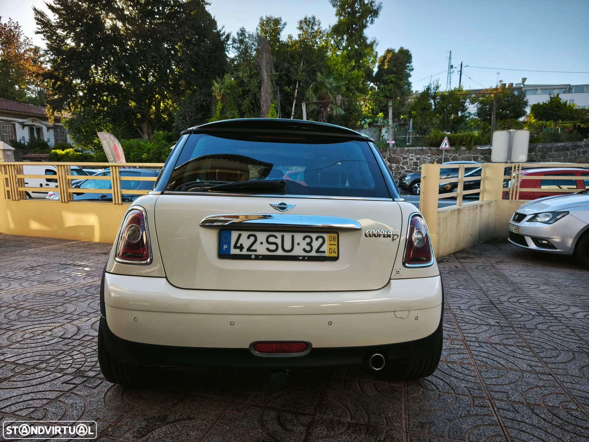 MINI 3 Portas Cooper D - 9