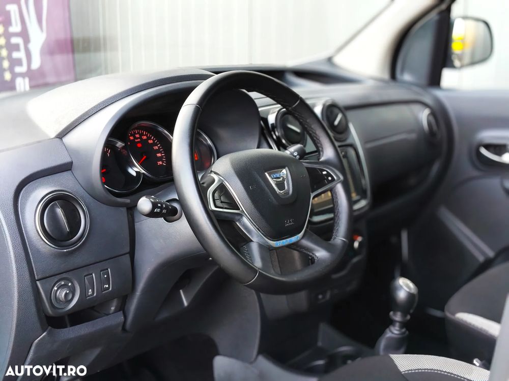 Dacia Dokker TCe 102 GPF Stepway - 19