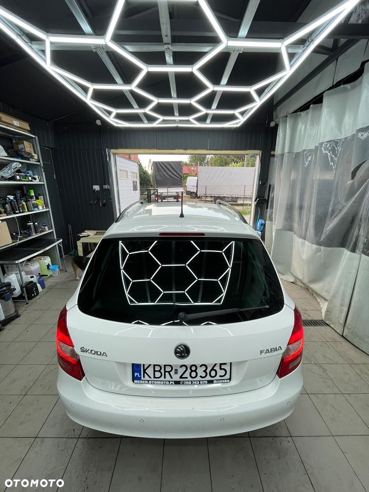 Skoda Fabia 1.6 TDI DPF Fresh - 9