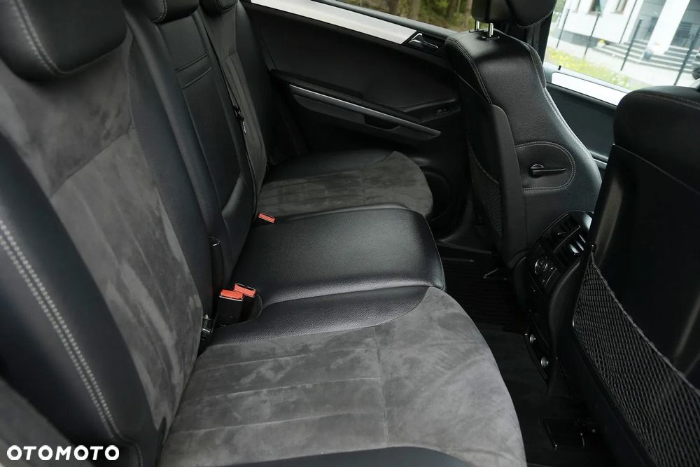 Mercedes-Benz ML - 20
