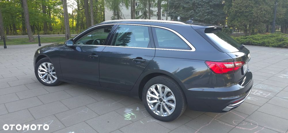 Audi A4 Avant 30 TDI S tronic - 3