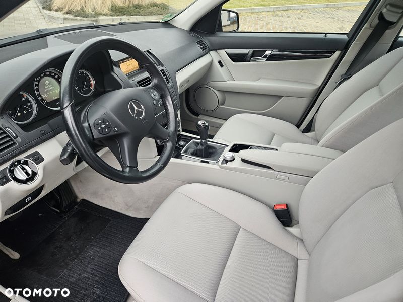 Mercedes-Benz Klasa C 180 Kompressor Elegance - 6