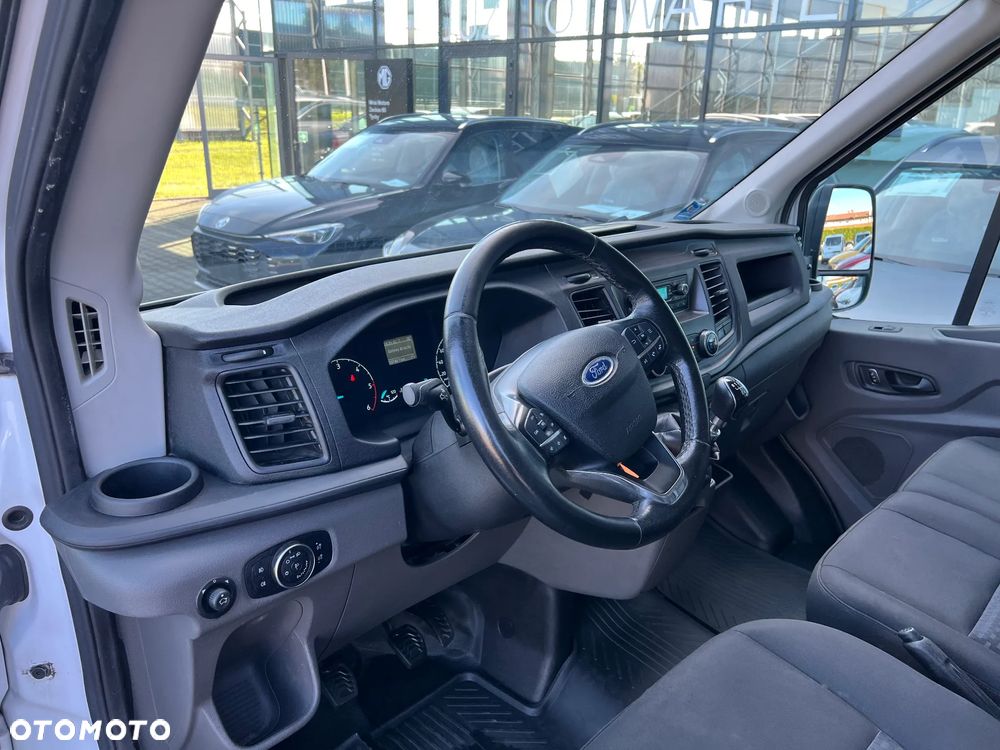 Ford transit - 22