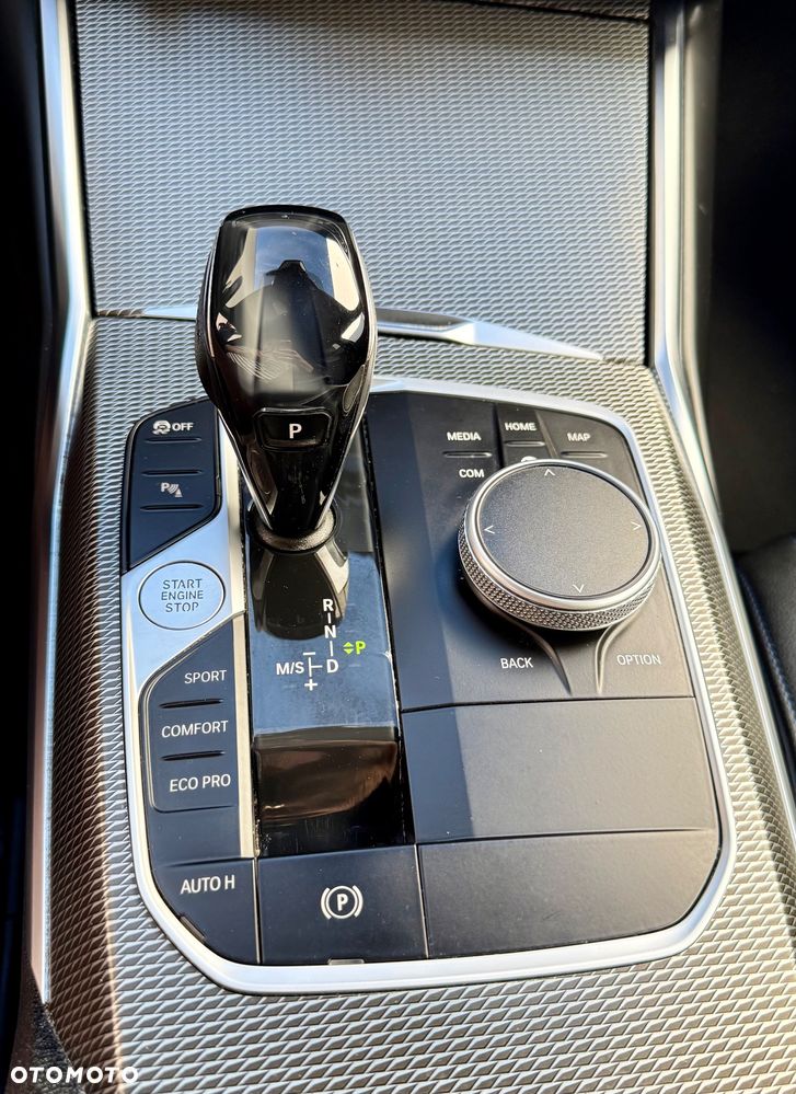 BMW Seria 3 320d xDrive Edition M Sport Shadow - 22