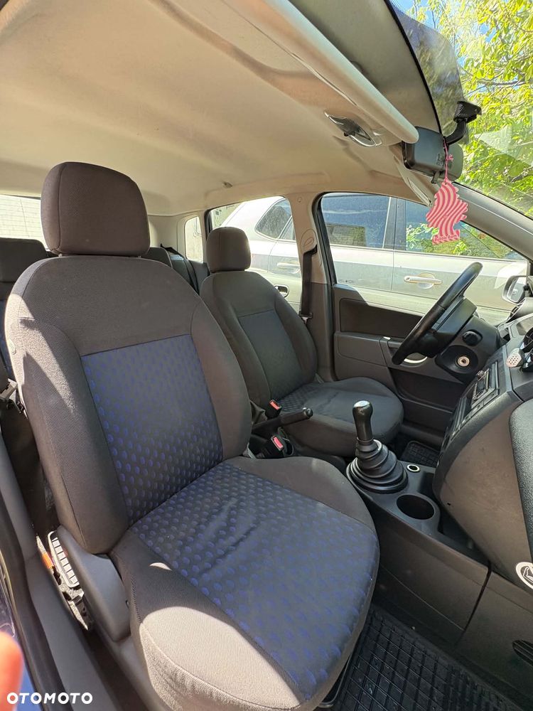 Ford Fiesta 1.4 - 22