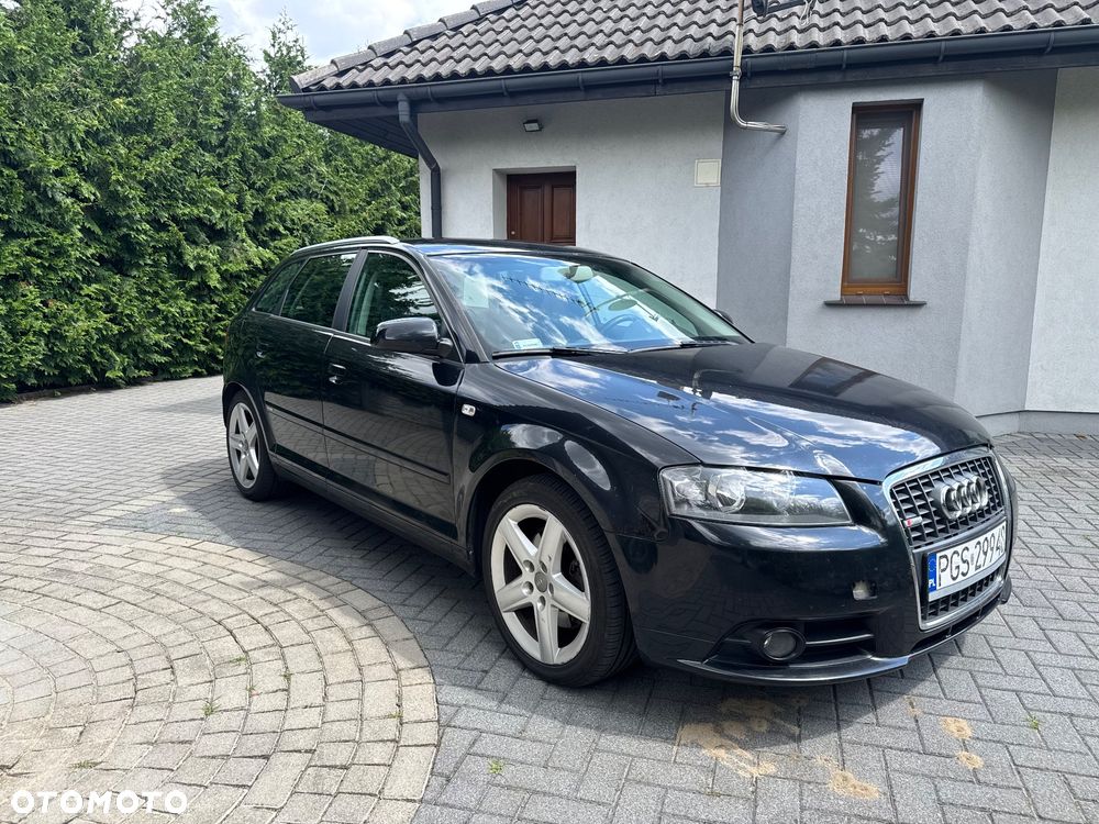 Audi A3 Sportback - 1